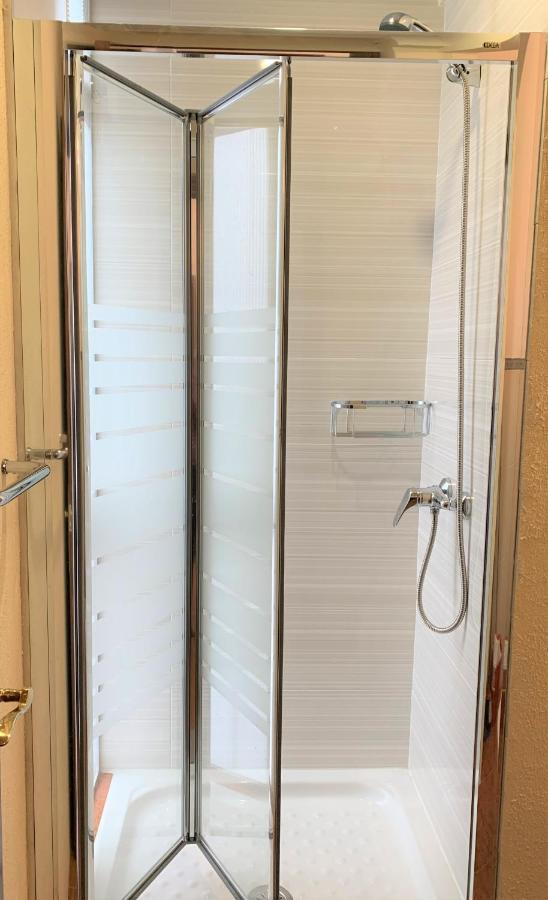 Wide And Traditional- 2Bd 1Bth- Gavidia Sevilla Buitenkant foto